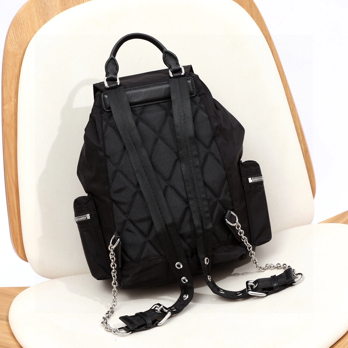 MOMO-- 2ur25rry 40482971 high quality version item:E-B000K0504