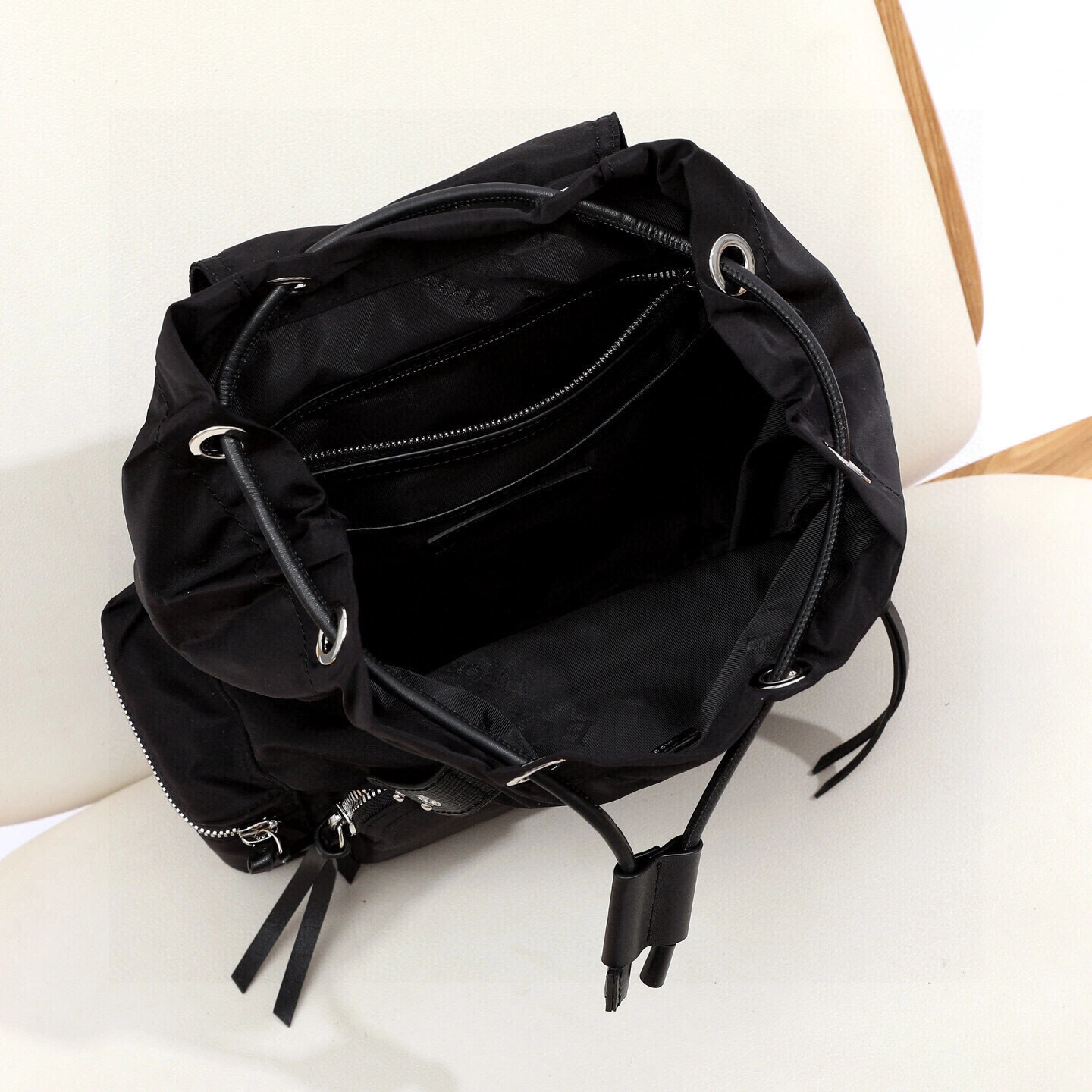 MOMO-- 2ur25rry 40482971 high quality version item:E-B000K0504