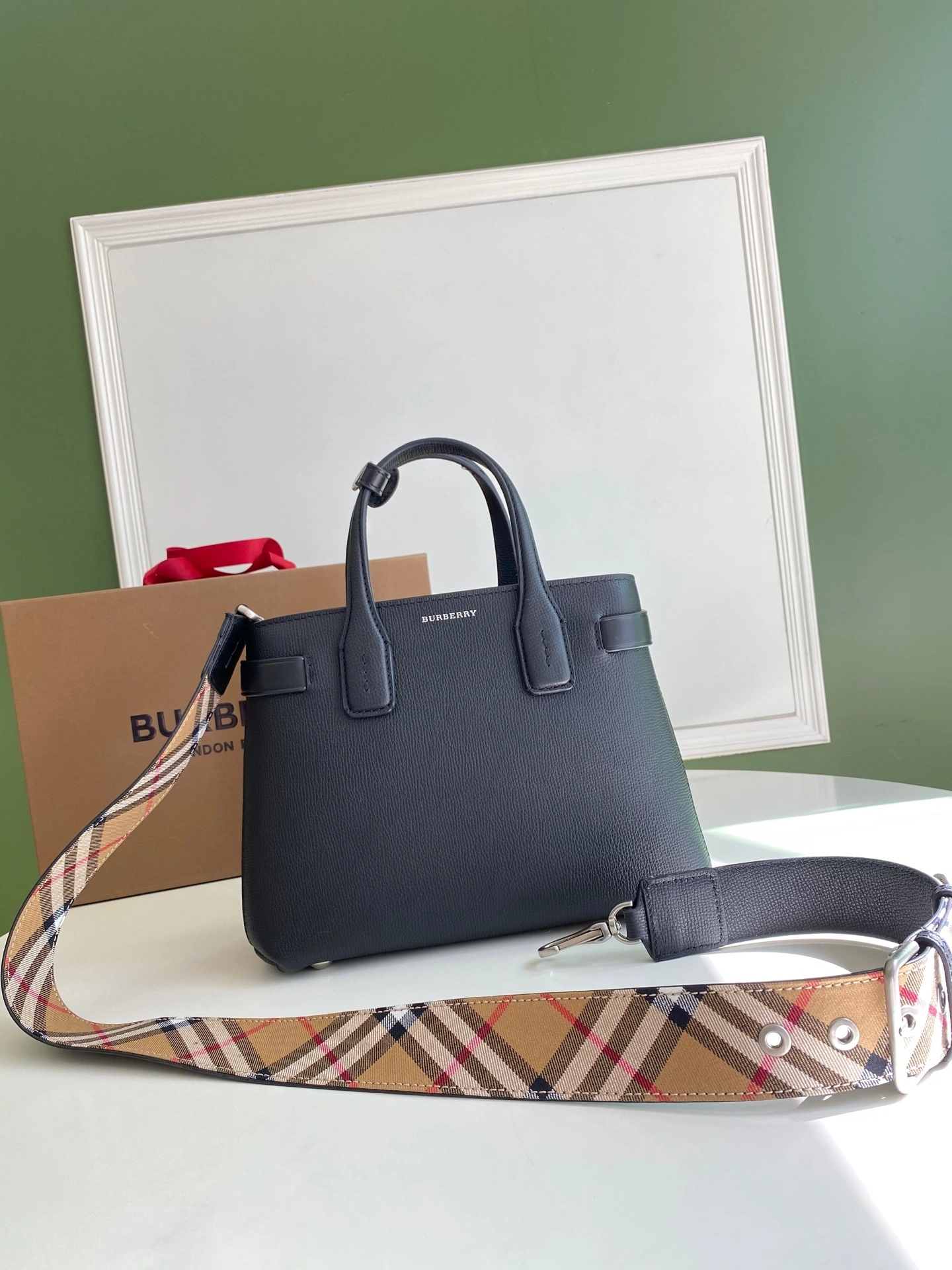 MOMO-- 2ur25rry 4076748 high quality version cowhide item:E-B100B2553