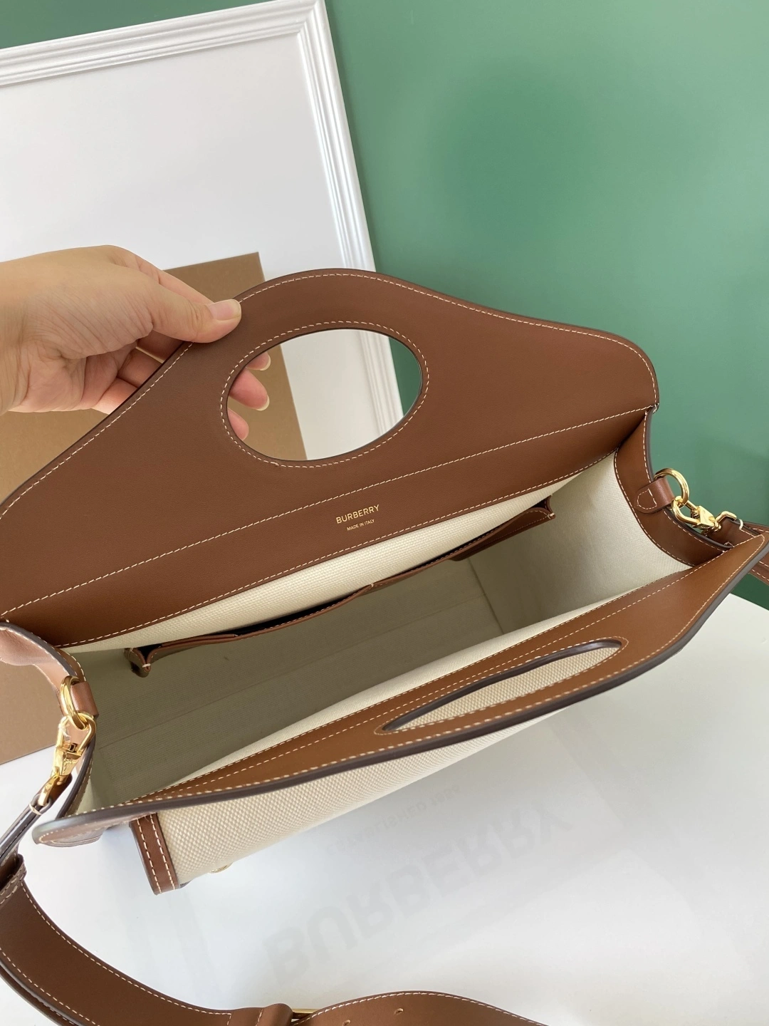 MOMO-- 2ur25rry 80146181 high quality version pocket bag cowhide item:E-B100C0849