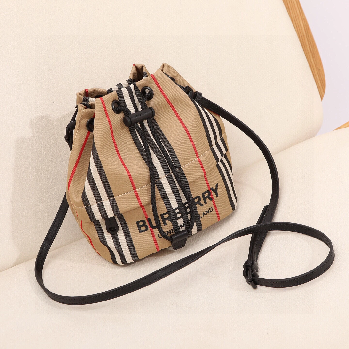 MOMO-- 2ur25rry 8026737 high quality version item:E-B000K0521
