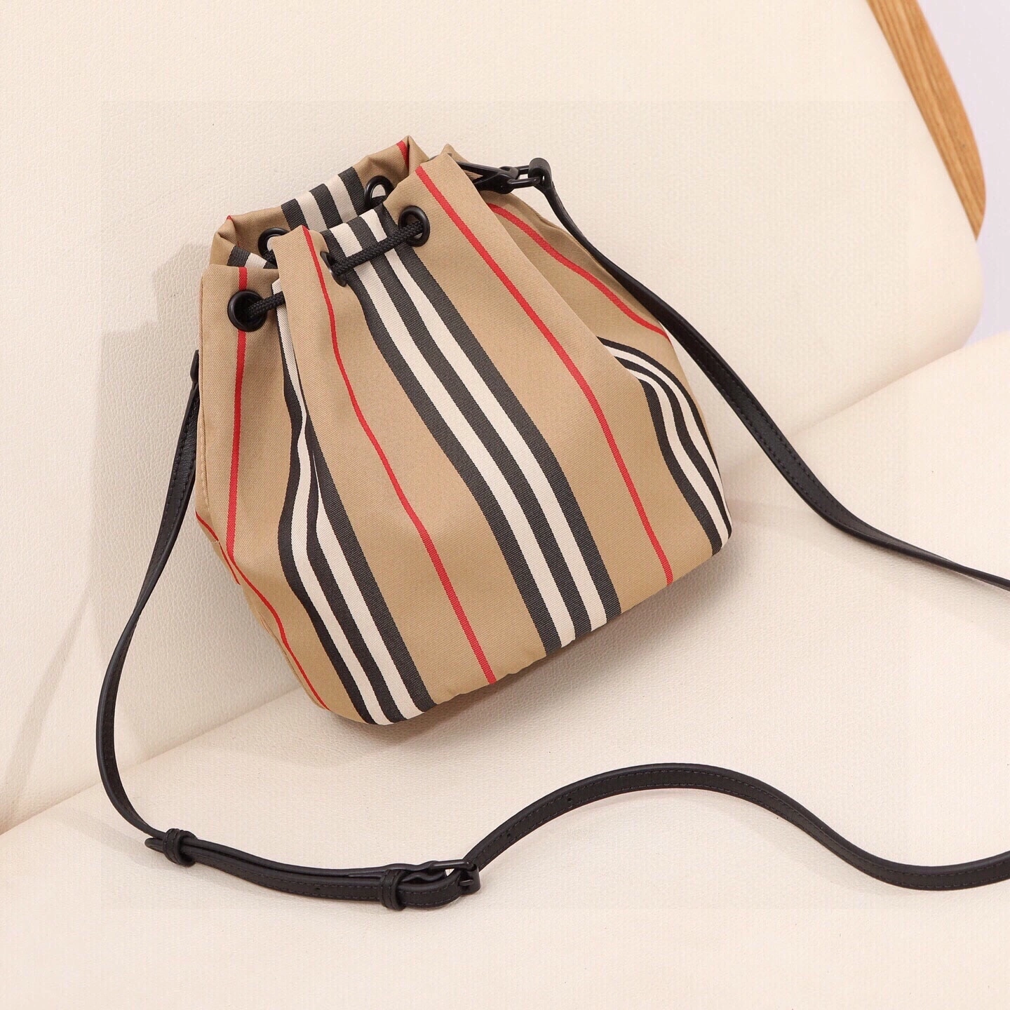 MOMO-- 2ur25rry 8026737 high quality version item:E-B000K0521