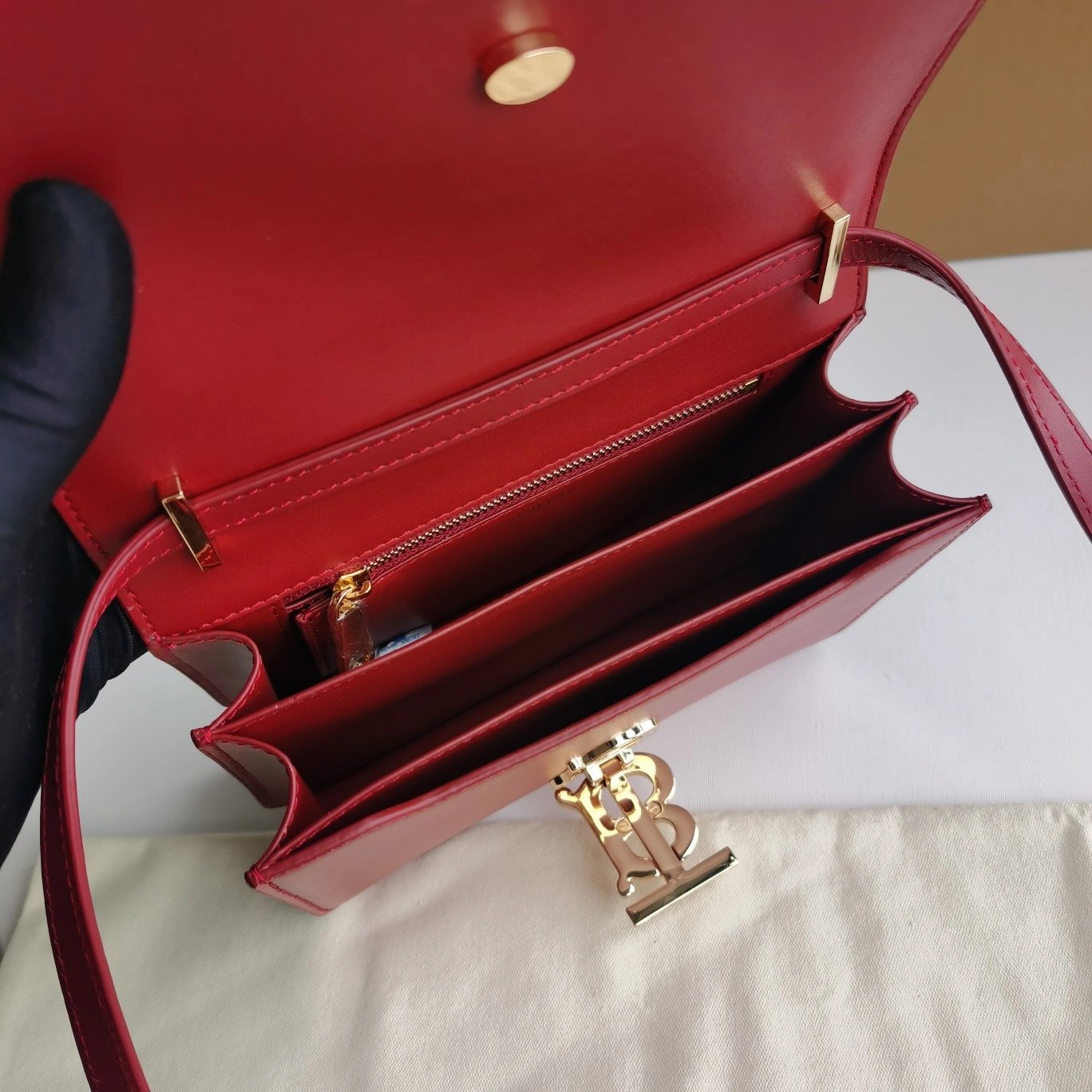 MOMO-- 2ur25rry 80296911 item:D-B000F1909