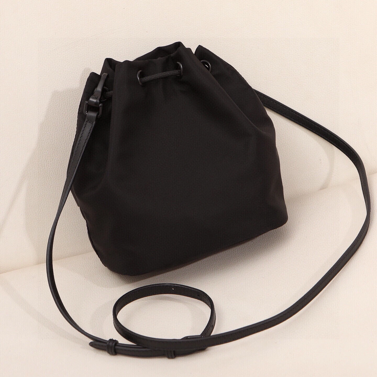 MOMO-- 2ur25rry 80321881 high quality version item:E-B000K0522