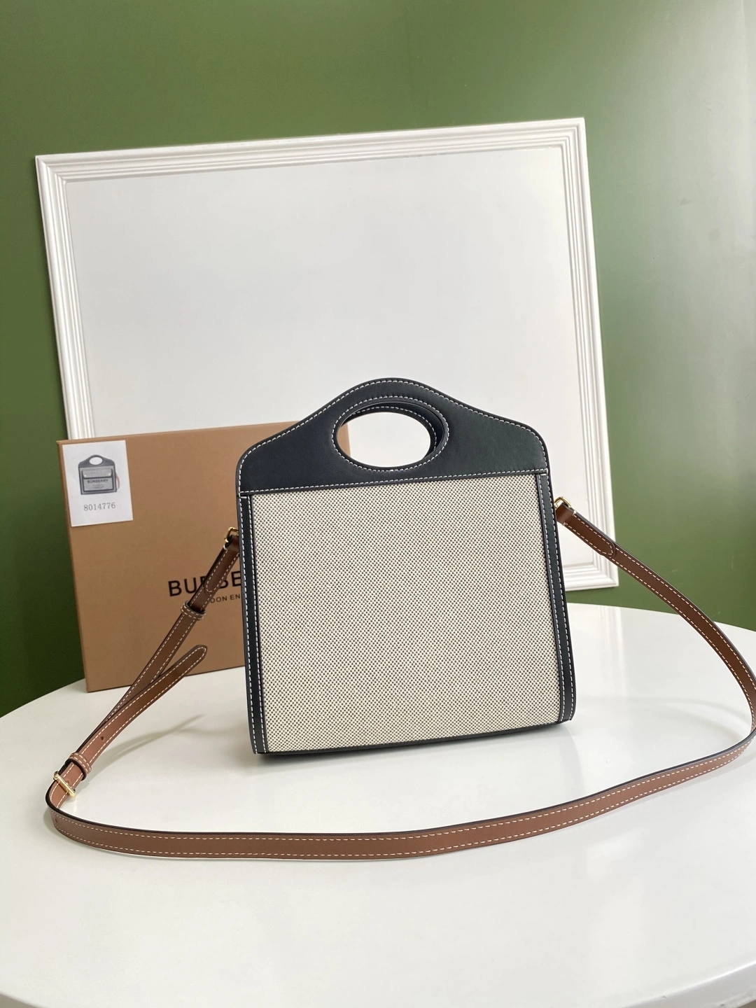 MOMO-- 2ur25rry 8039363 high quality version item:E-B100C0850