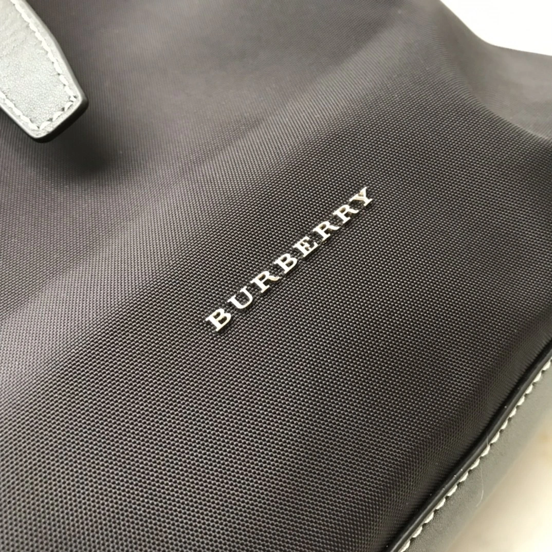 MOMO-- 2ur25rry 80420181 high quality version Pocket Calfskin item:E-B177I1014