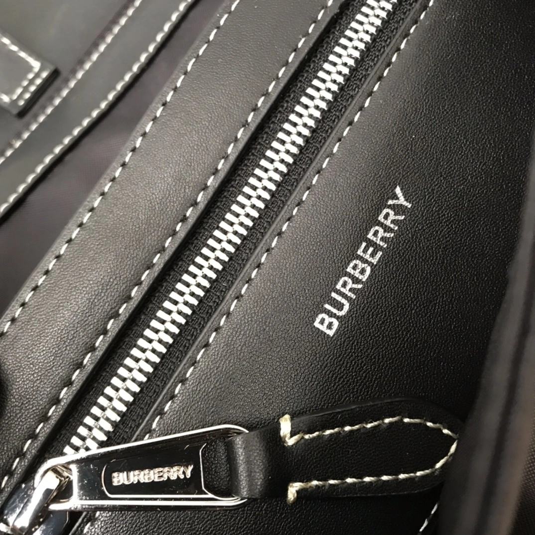 MOMO-- 2ur25rry 80420181 high quality version Pocket Calfskin item:E-B177I1014