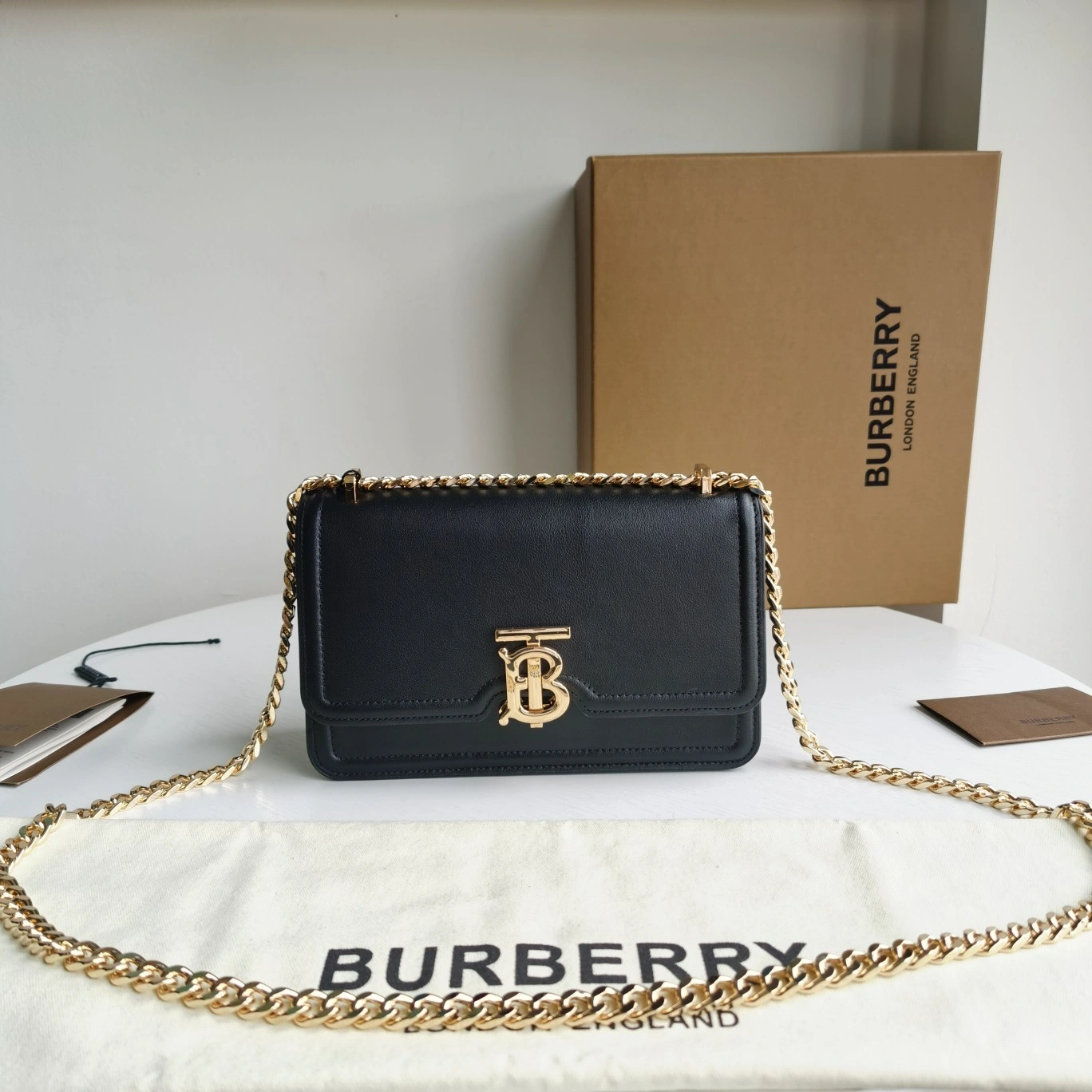 MOMO-- 2ur25rry 80490141 Calfskin item:D-B000F1905