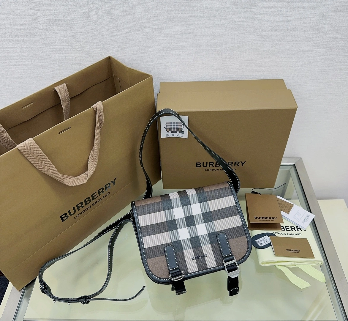 MOMO-- 2ur25rry 8052804 high quality version item:E-B100C0852