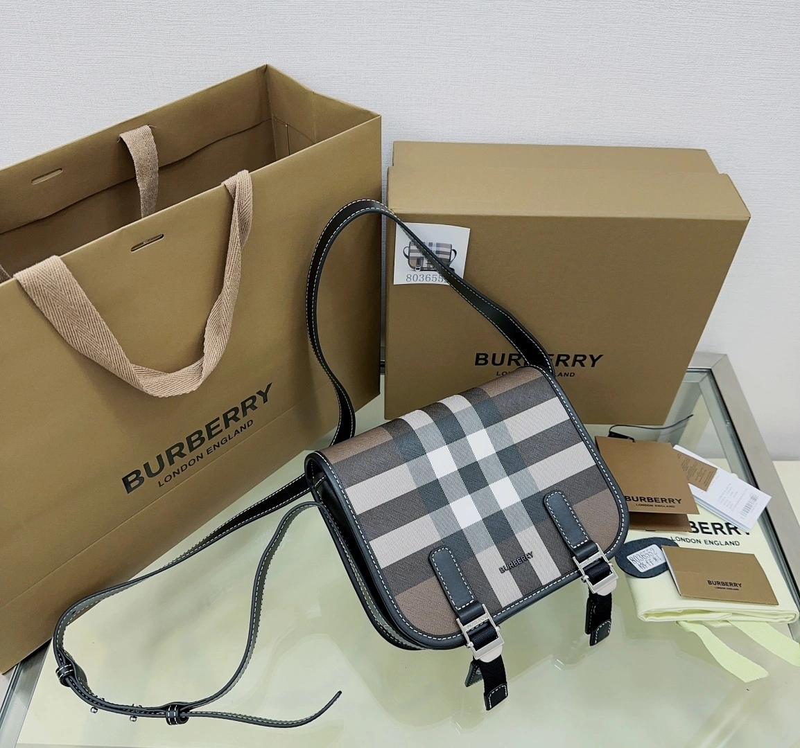 MOMO-- 2ur25rry 8052804 high quality version item:E-B100C0852