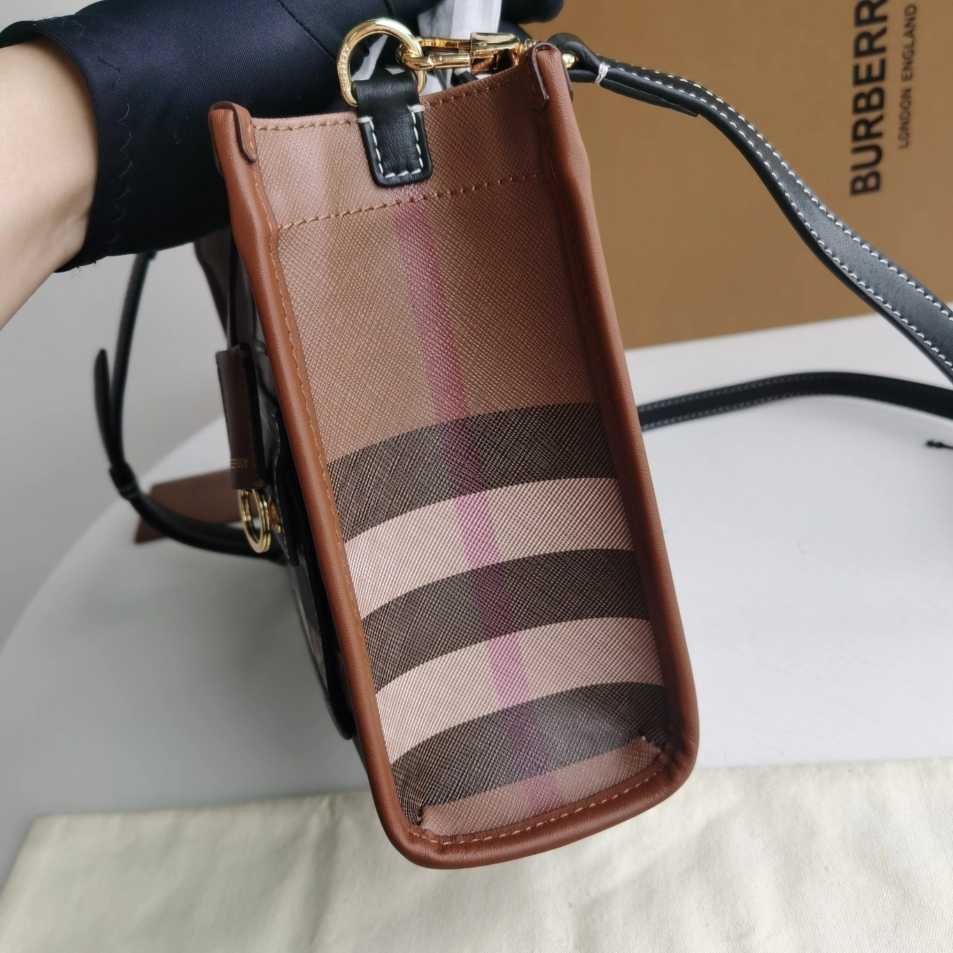MOMO-- 2ur25rry 80696611 high quality version item:D-B000I2551