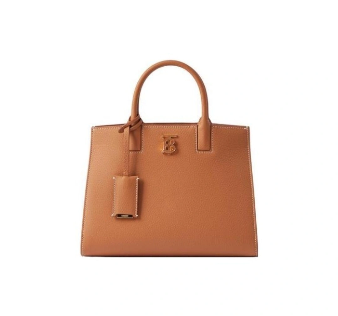 MOMO-- 2ur25rry 80725181 item:D-B000F1907
