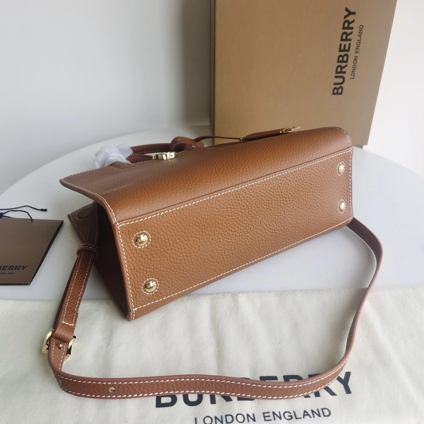 MOMO-- 2ur25rry 80725181 item:D-B000F1907