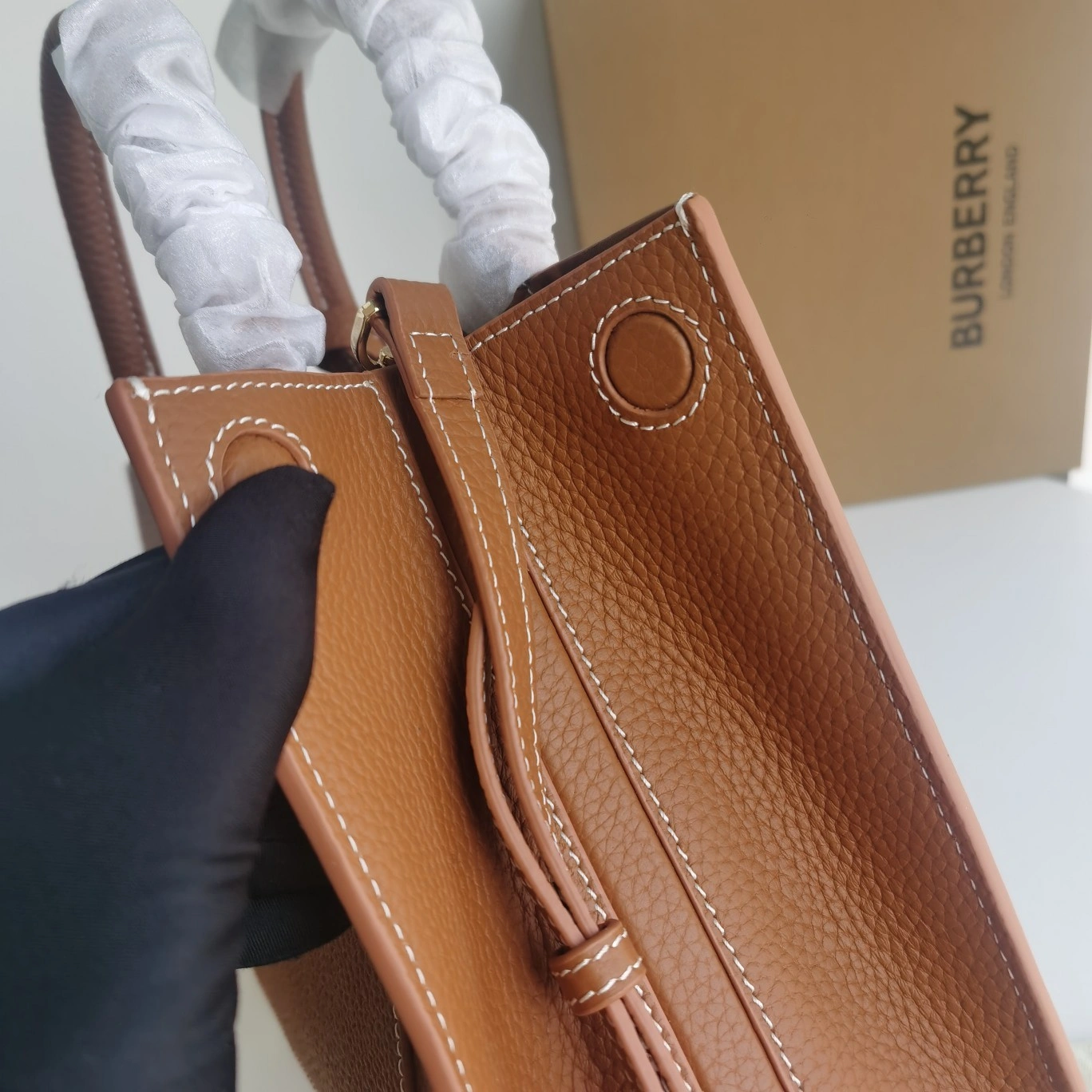MOMO-- 2ur25rry 80725181 item:D-B000F1907