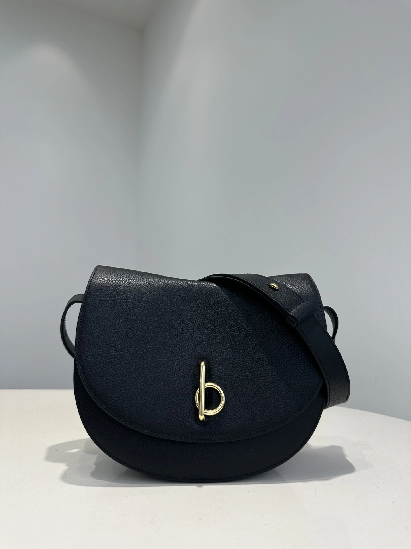 MOMO-- 2ur25rry 80810071 high quality version Calfskin item:D-B432I2543