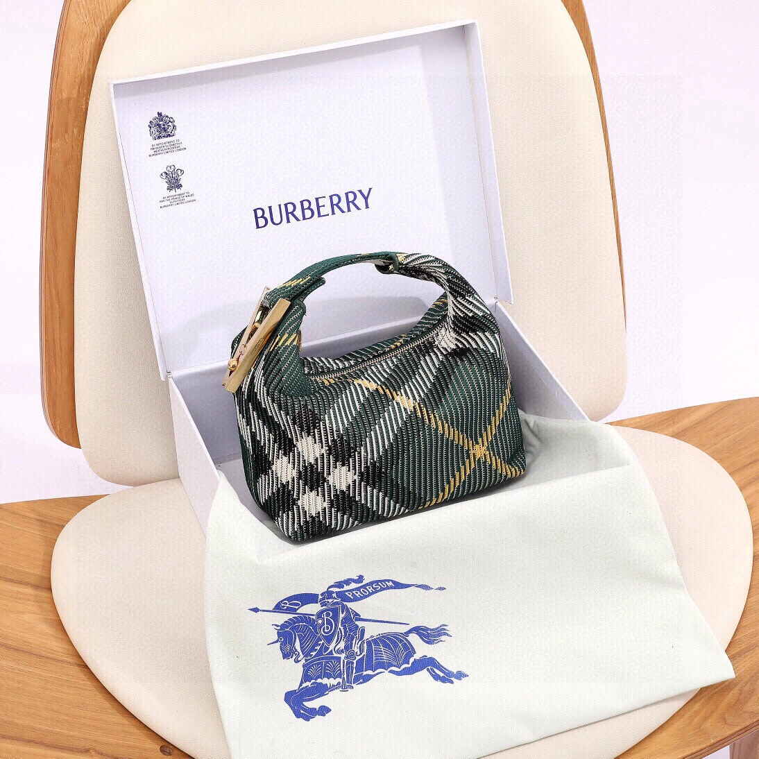 MOMO-- 2ur25rry 80820421 high quality version peg item:E-B000K0518