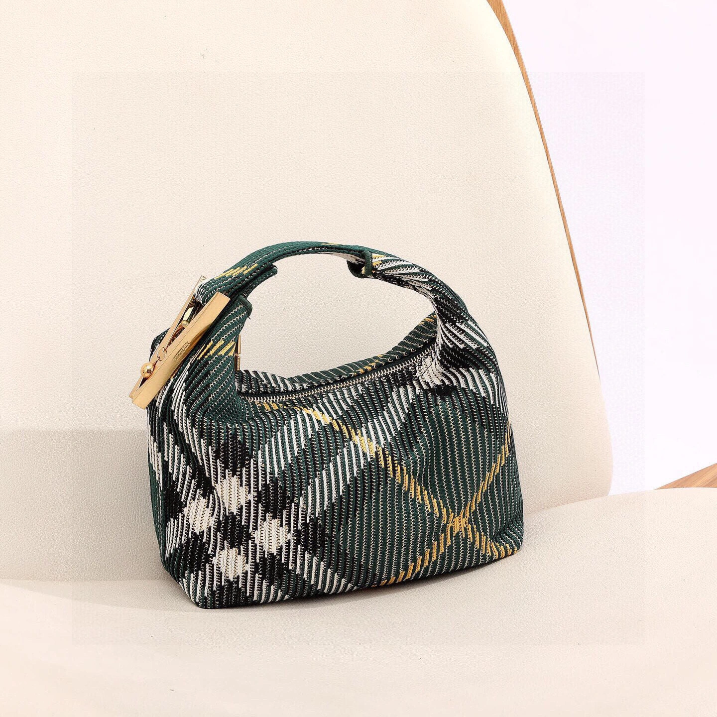 MOMO-- 2ur25rry 80820421 high quality version peg item:E-B000K0518