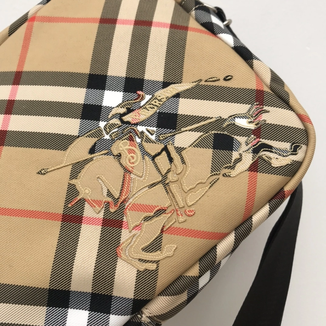 MOMO-- 2ur25rry 80913201 high quality version item:E-B202A1211
