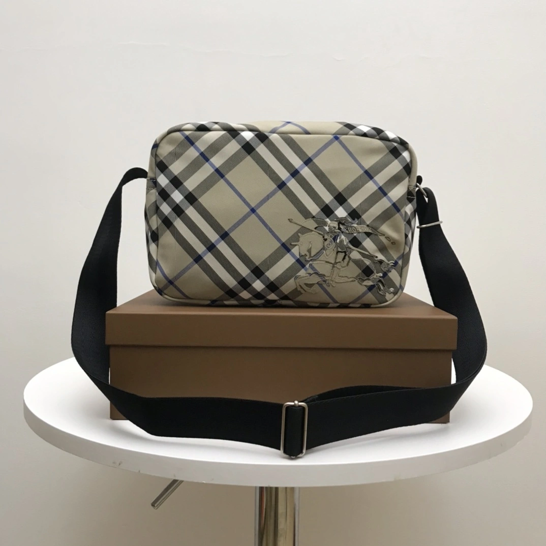 MOMO-- 2ur25rry 80913351 high quality version item:E-B564A1212