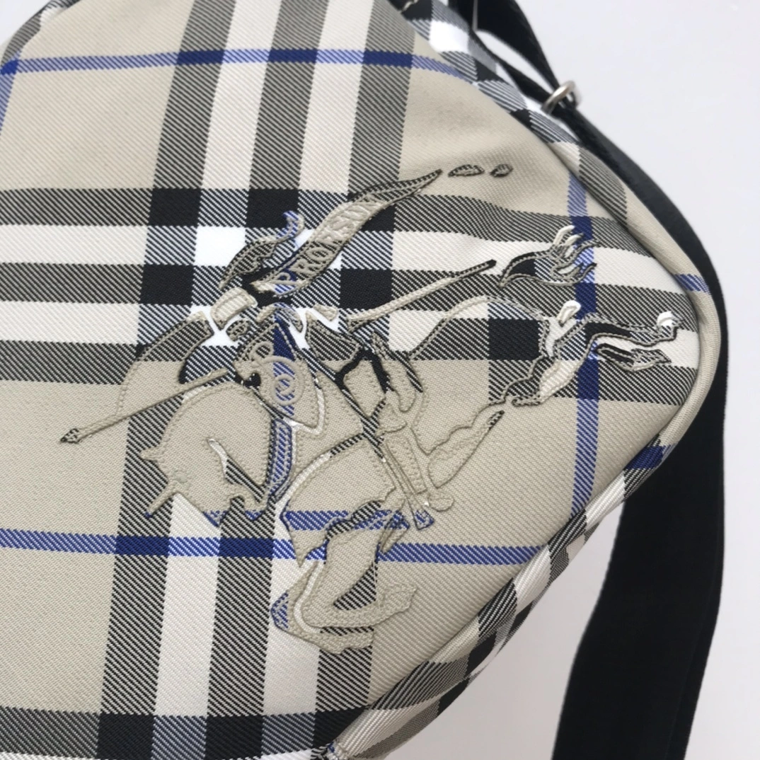 MOMO-- 2ur25rry 80913351 high quality version item:E-B564A1212