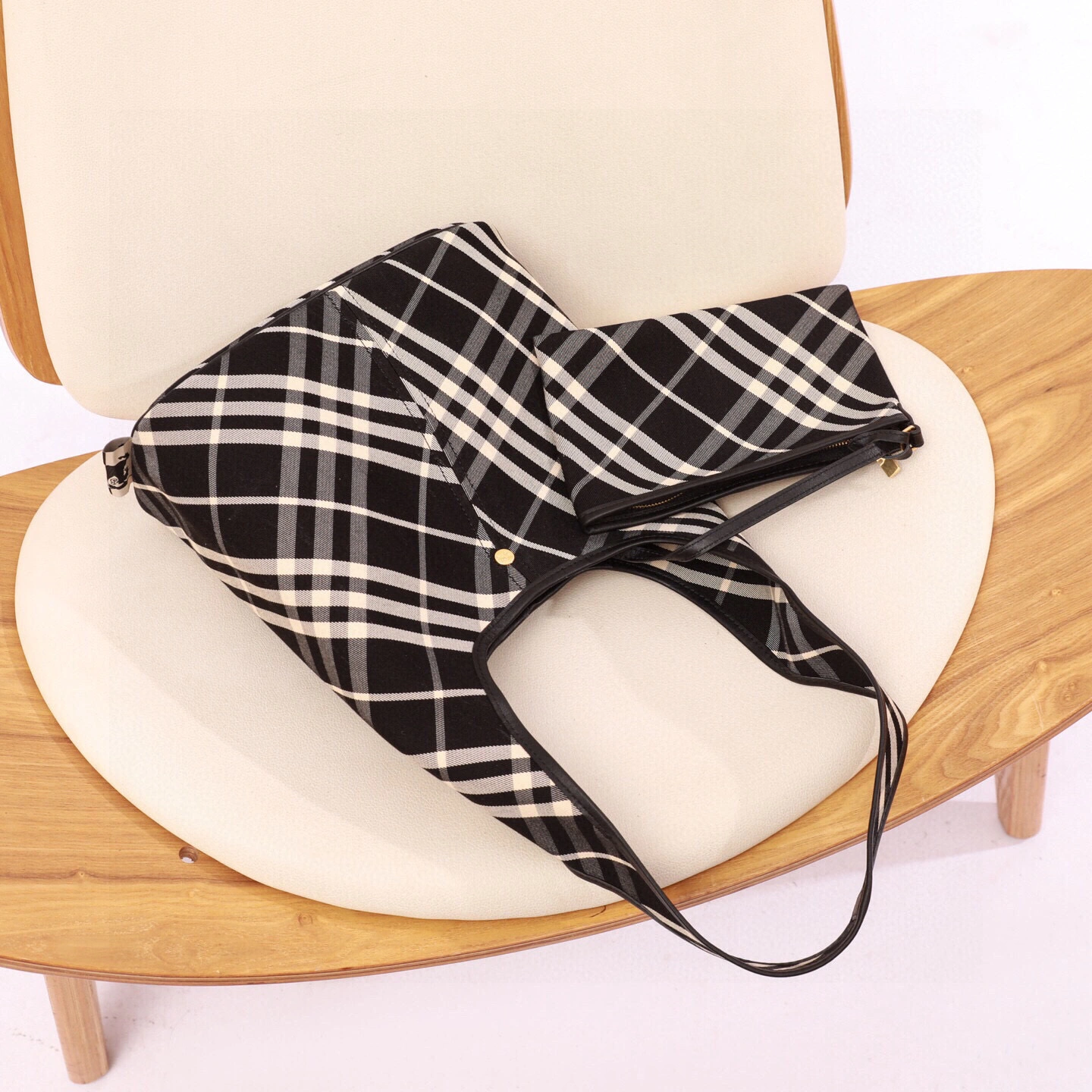 MOMO-- 2ur25rry 80946791 high quality version item:E-B000K0523