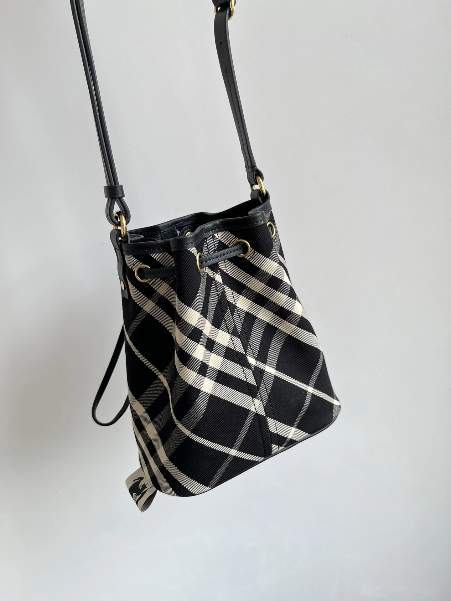 MOMO-- 2ur25rry 80950571 high quality version item:D-B000I2536