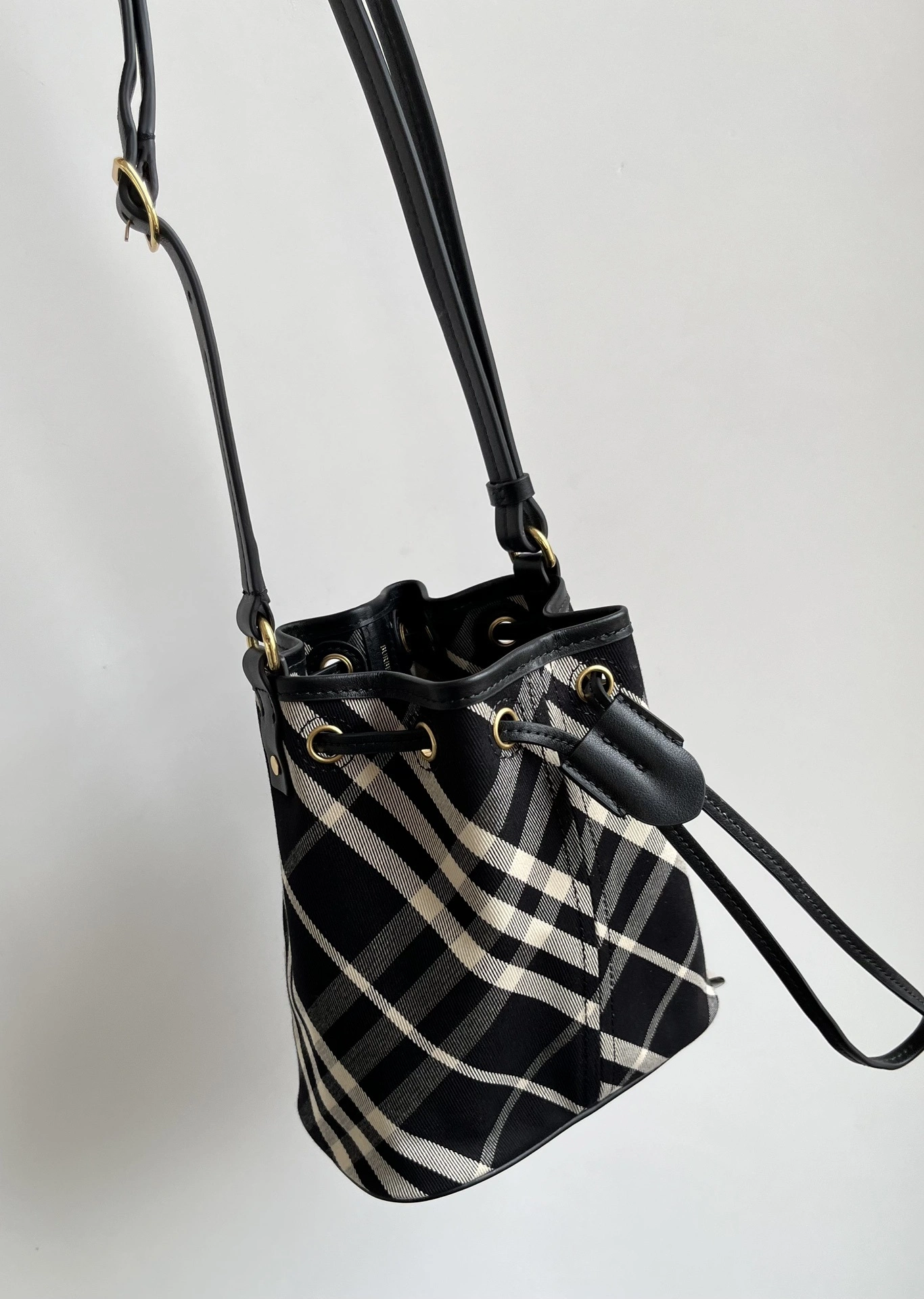 MOMO-- 2ur25rry 80950571 high quality version item:D-B000I2536