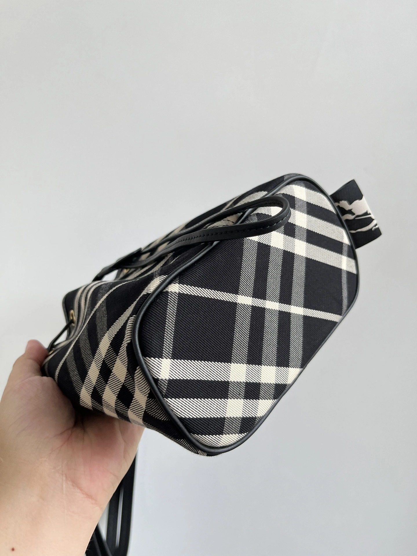 MOMO-- 2ur25rry 80950571 high quality version item:D-B000I2536