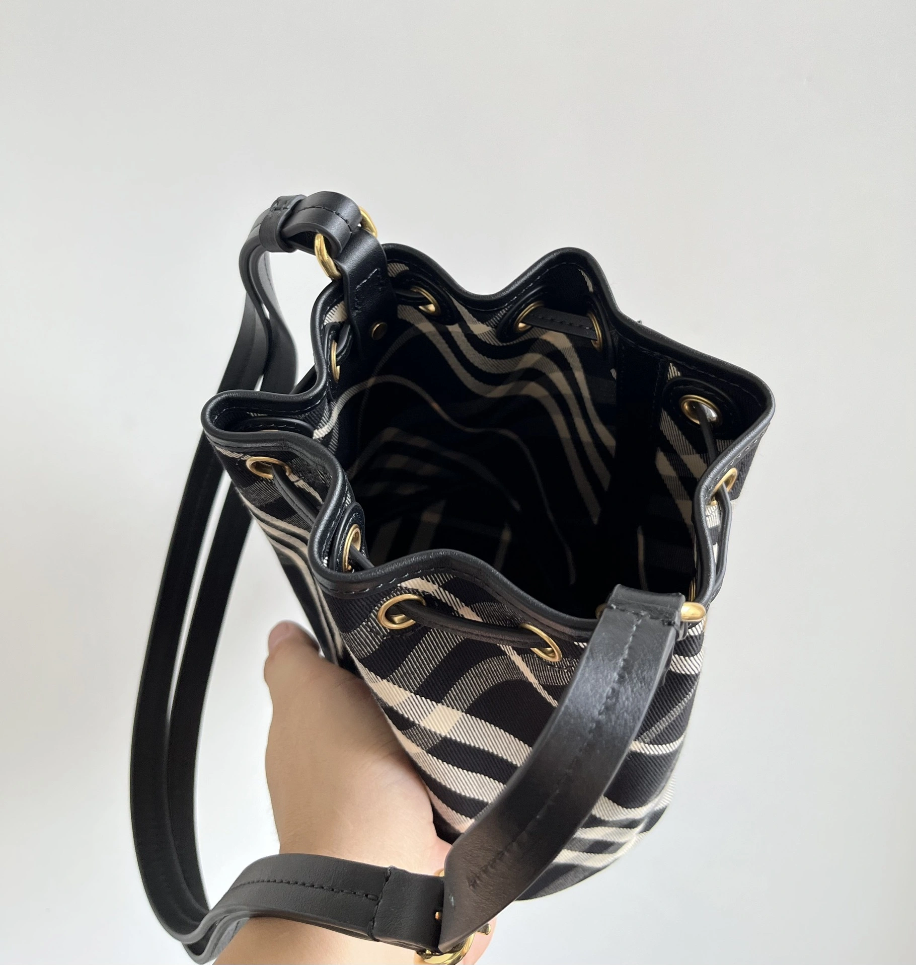 MOMO-- 2ur25rry 80950571 high quality version item:D-B000I2536