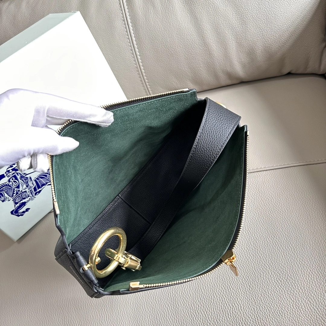 MOMO-- 2ur25rry 81048151 high quality version Knigh Calfskin item:E-B100B2754