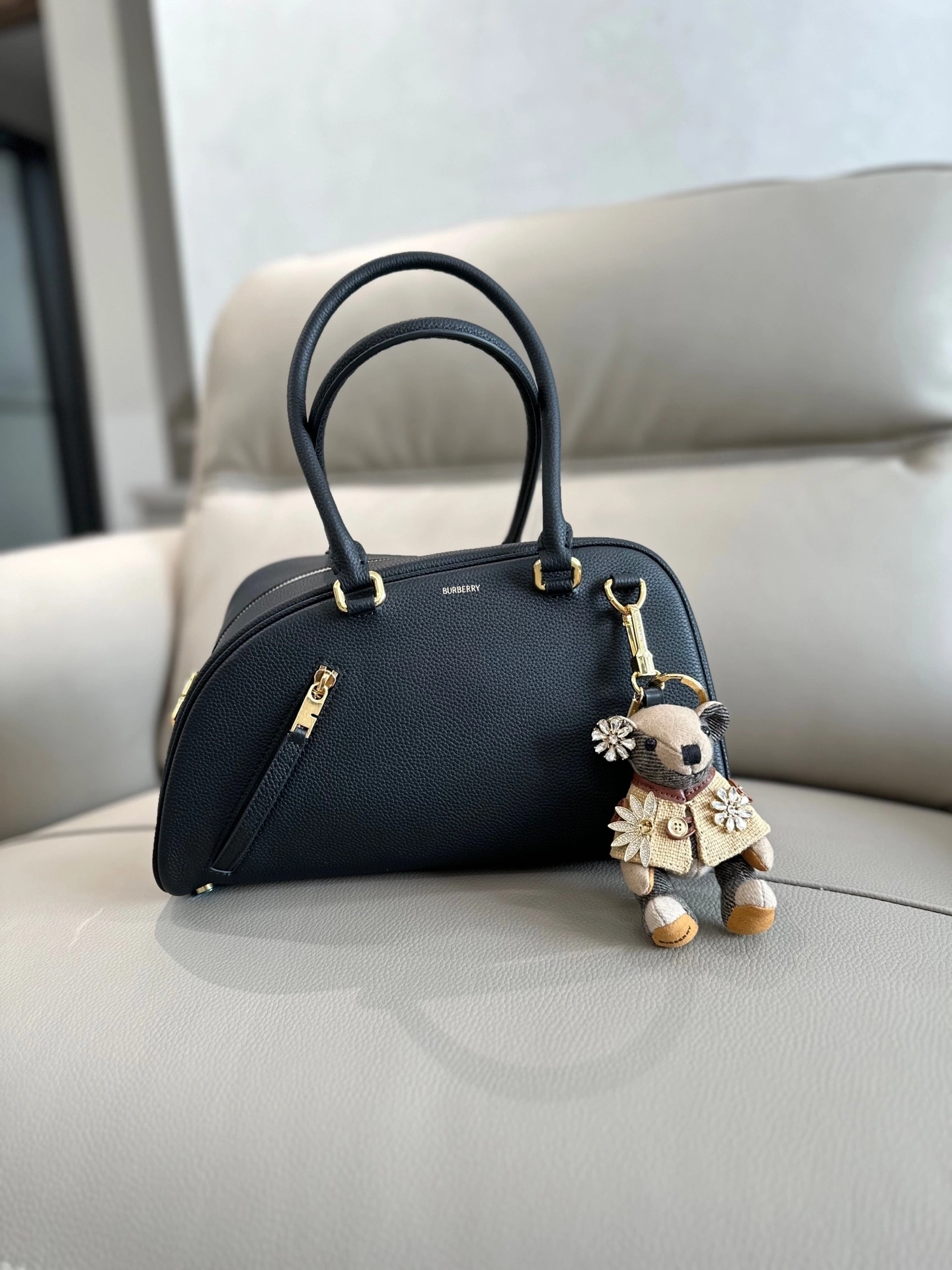 MOMO-- 2ur25rry 81048291 high quality version Calfskin item:E-B100B2642