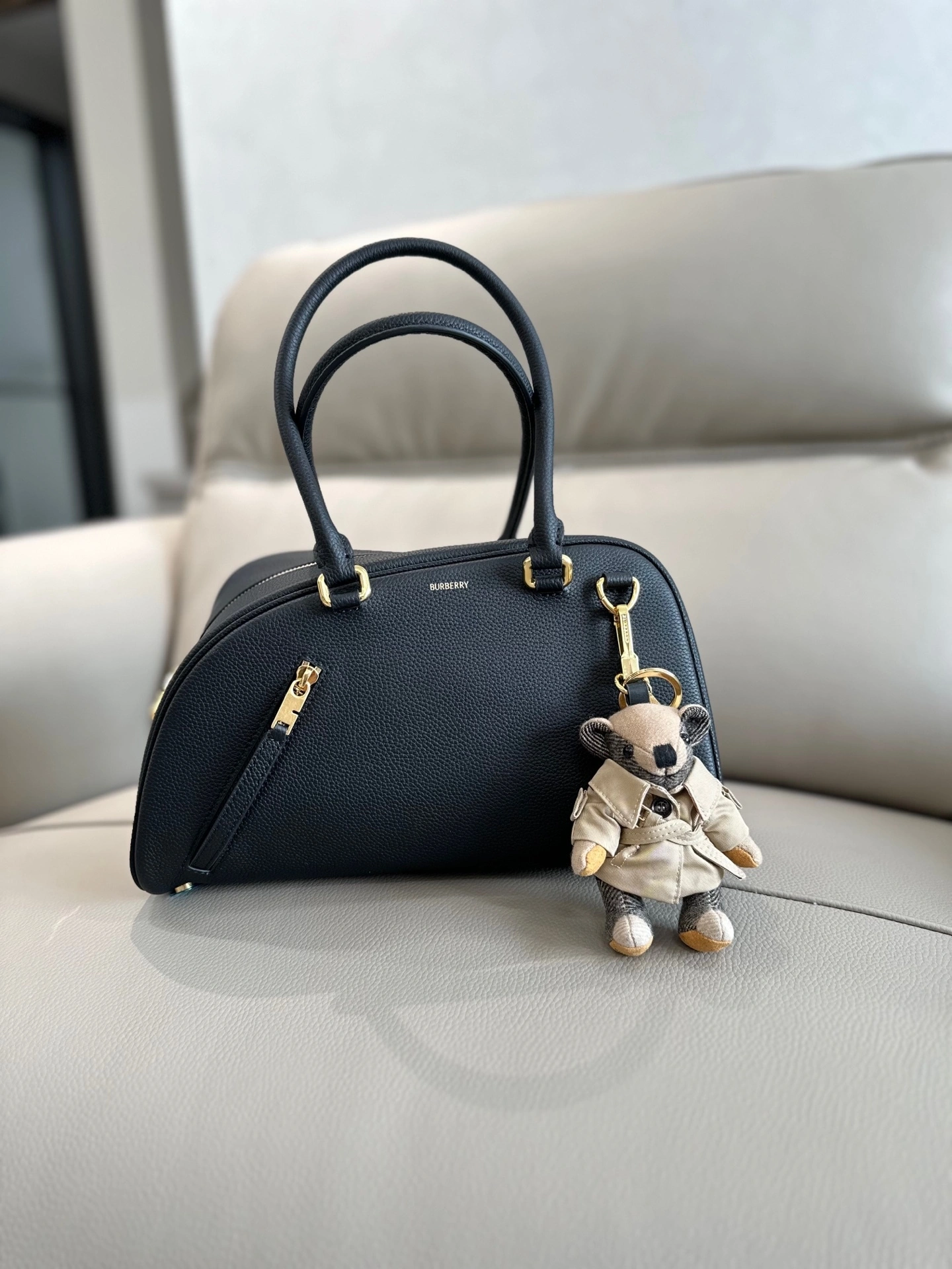 MOMO-- 2ur25rry 81048291 high quality version Calfskin item:E-B100B2642