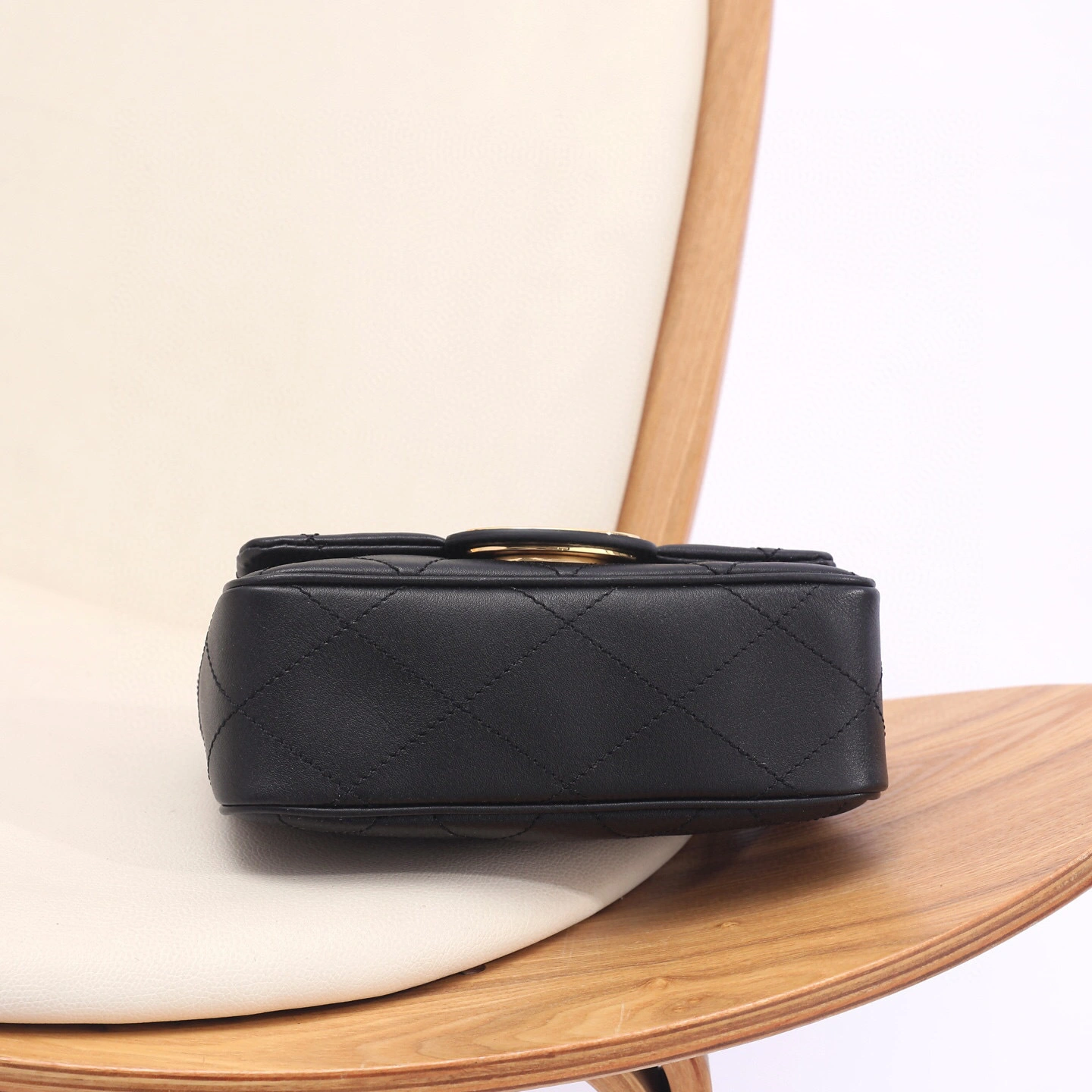 MOMO-- 2ur25rry 81112641 high quality version Calfskin item:E-B000K0511