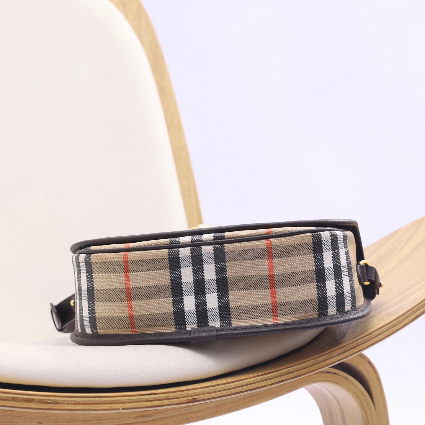 MOMO-- 2ur25rry 81121601 high quality version item:E-B000K0507