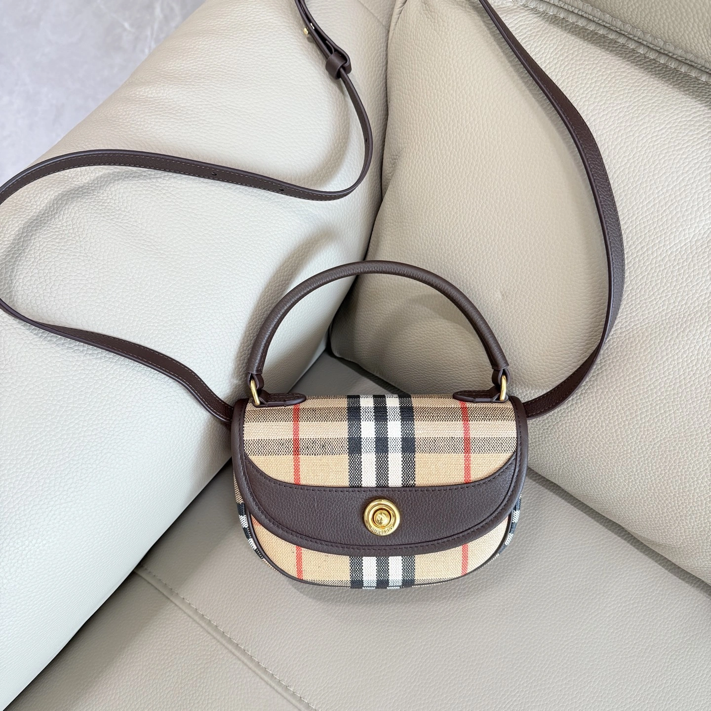 MOMO-- 2ur25rry 81122401 high quality version Highlands Calfskin item:E-B000K0515