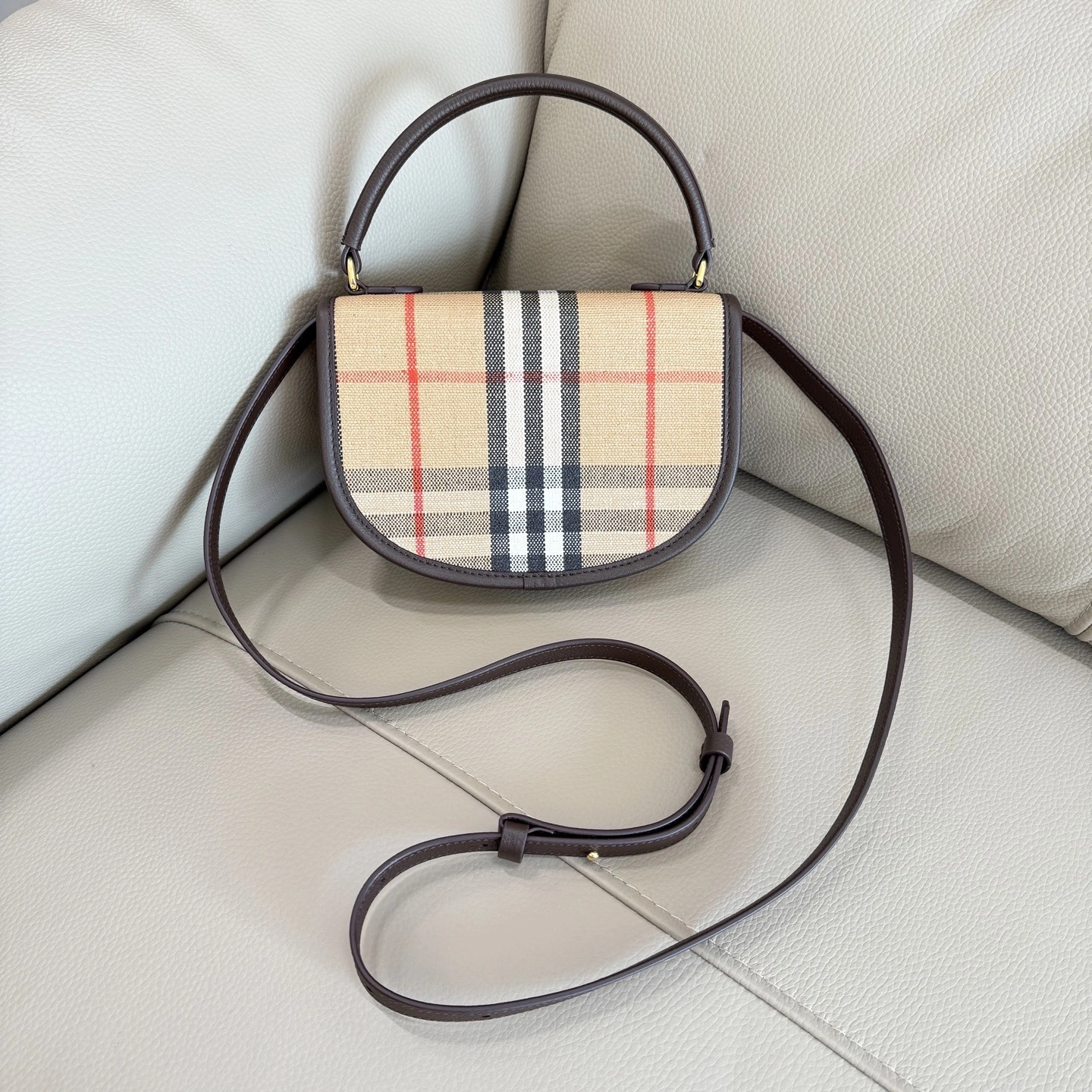 MOMO-- 2ur25rry 81122401 high quality version Highlands Calfskin item:E-B000K0515