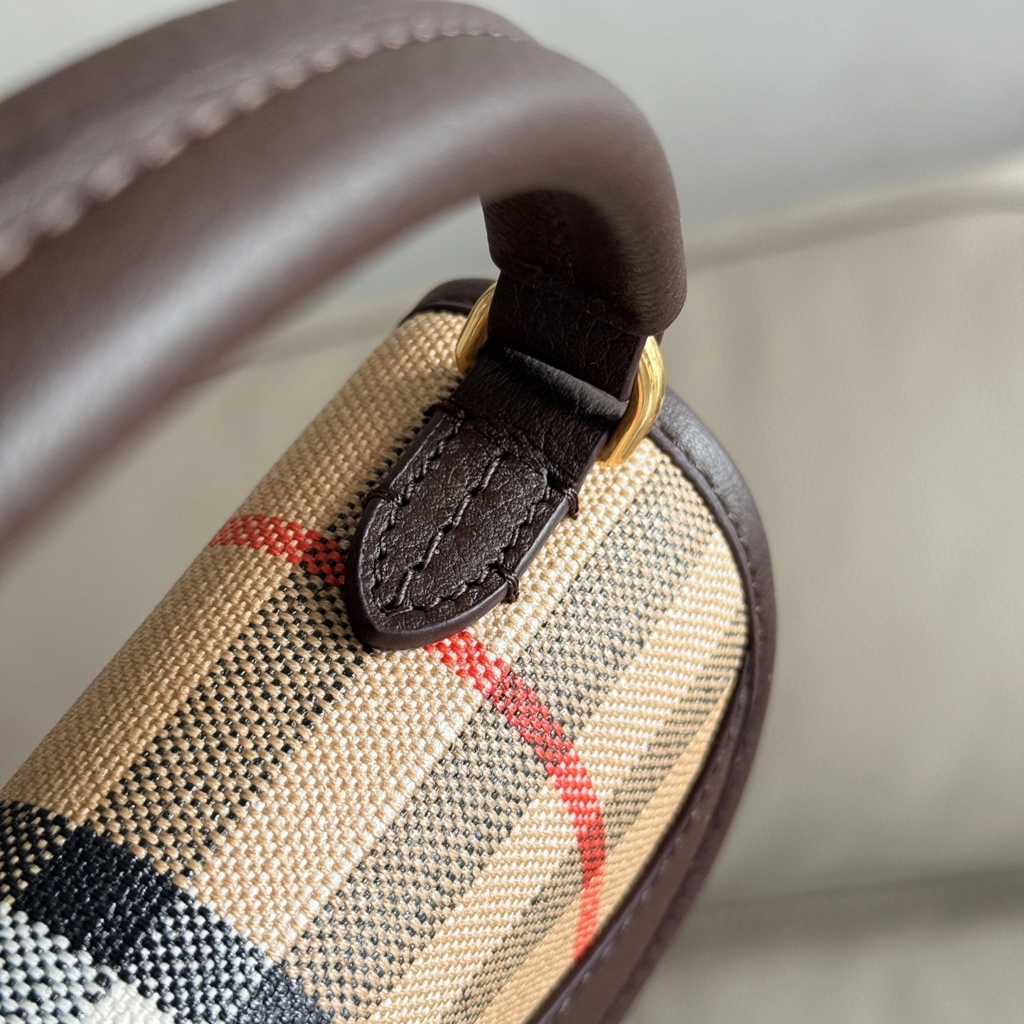 MOMO-- 2ur25rry 81122401 high quality version Highlands Calfskin item:E-B000K0515