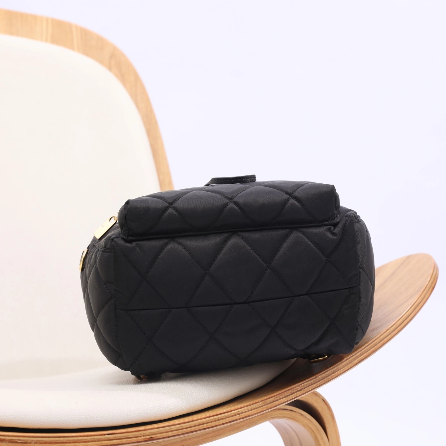 MOMO-- 2ur25rry 81143941 high quality version item:E-B000L1813T
