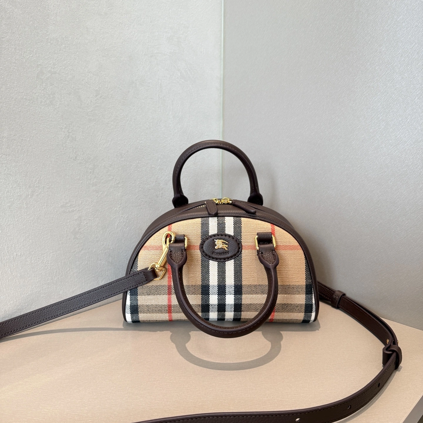 MOMO-- 2ur25rry 81152811 high quality version Highlands Calfskin item:E-B000K0508