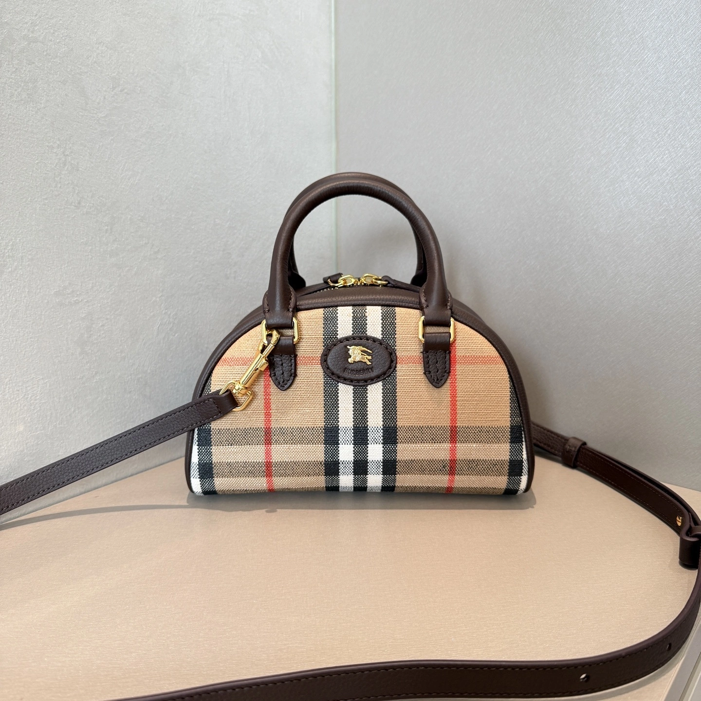 MOMO-- 2ur25rry 81152811 high quality version Highlands Calfskin item:E-B000K0508