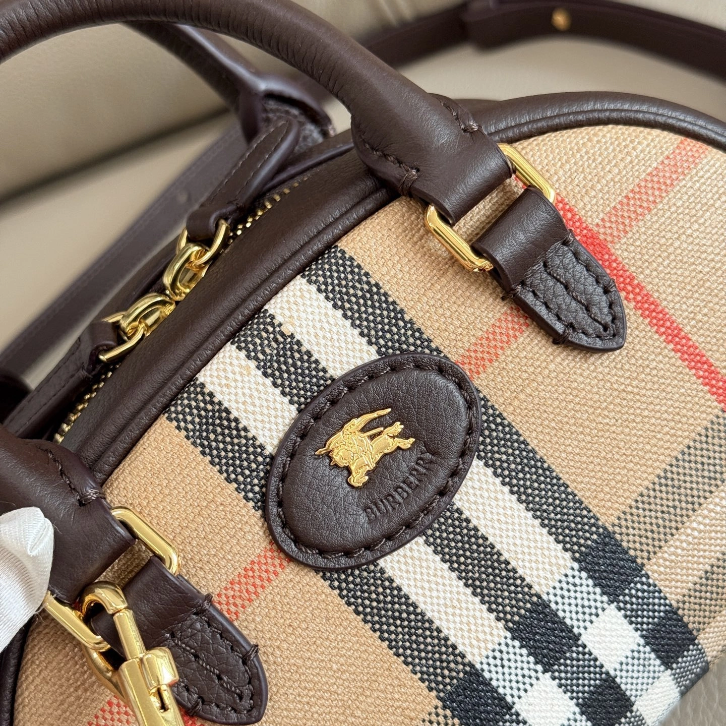 MOMO-- 2ur25rry 81152811 high quality version Highlands Calfskin item:E-B000K0508