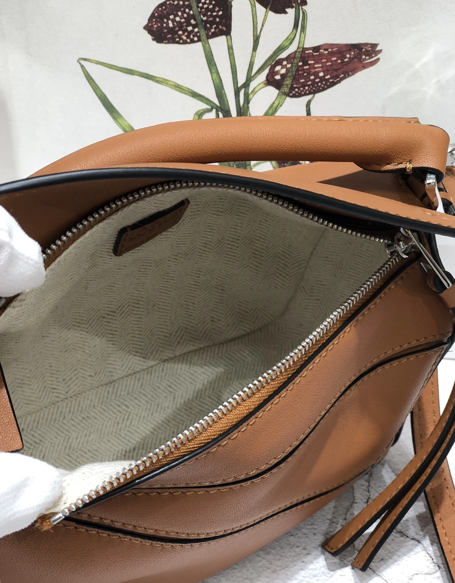 MOMO-- 32230U95-2530 item：C-B063H0401R