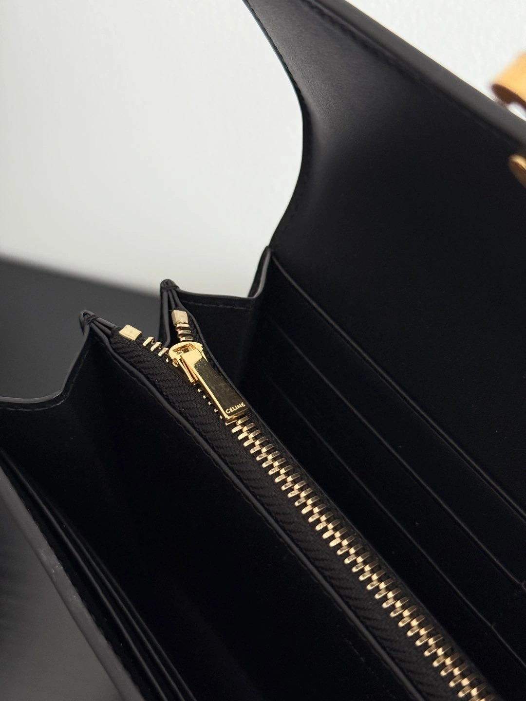 MOMO-- 358i95 10E313DPV-38NO high quality version cowhide item:E-B805J2421