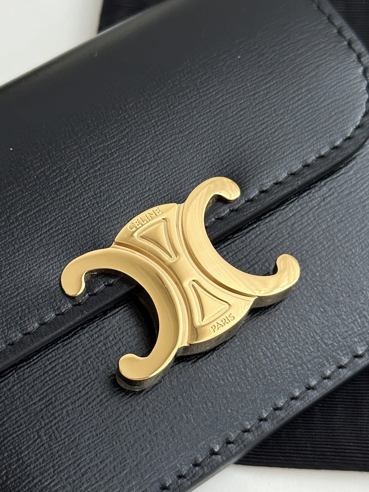 MOMO-- 358i95 10I583DPV-38NO high quality version cowhide item:E-B805J2427