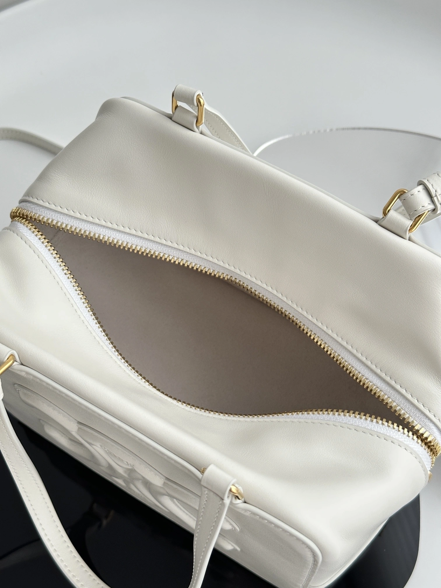 MOMO-- 358i95 111383DU3-01HT high quality version Folded Cube item:E-B805H1512
