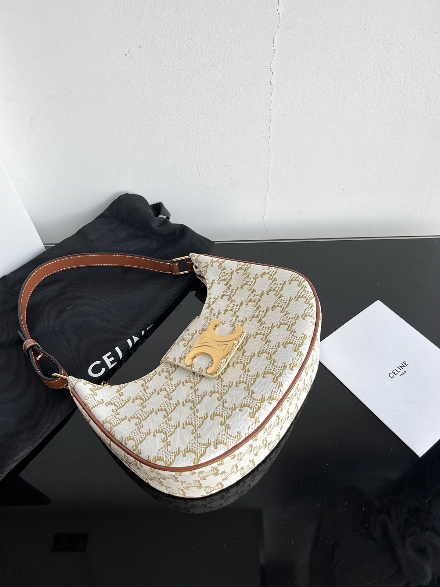 MOMO-- 358i95 114492BZJ-01BC cowhide item:D-B000H0118