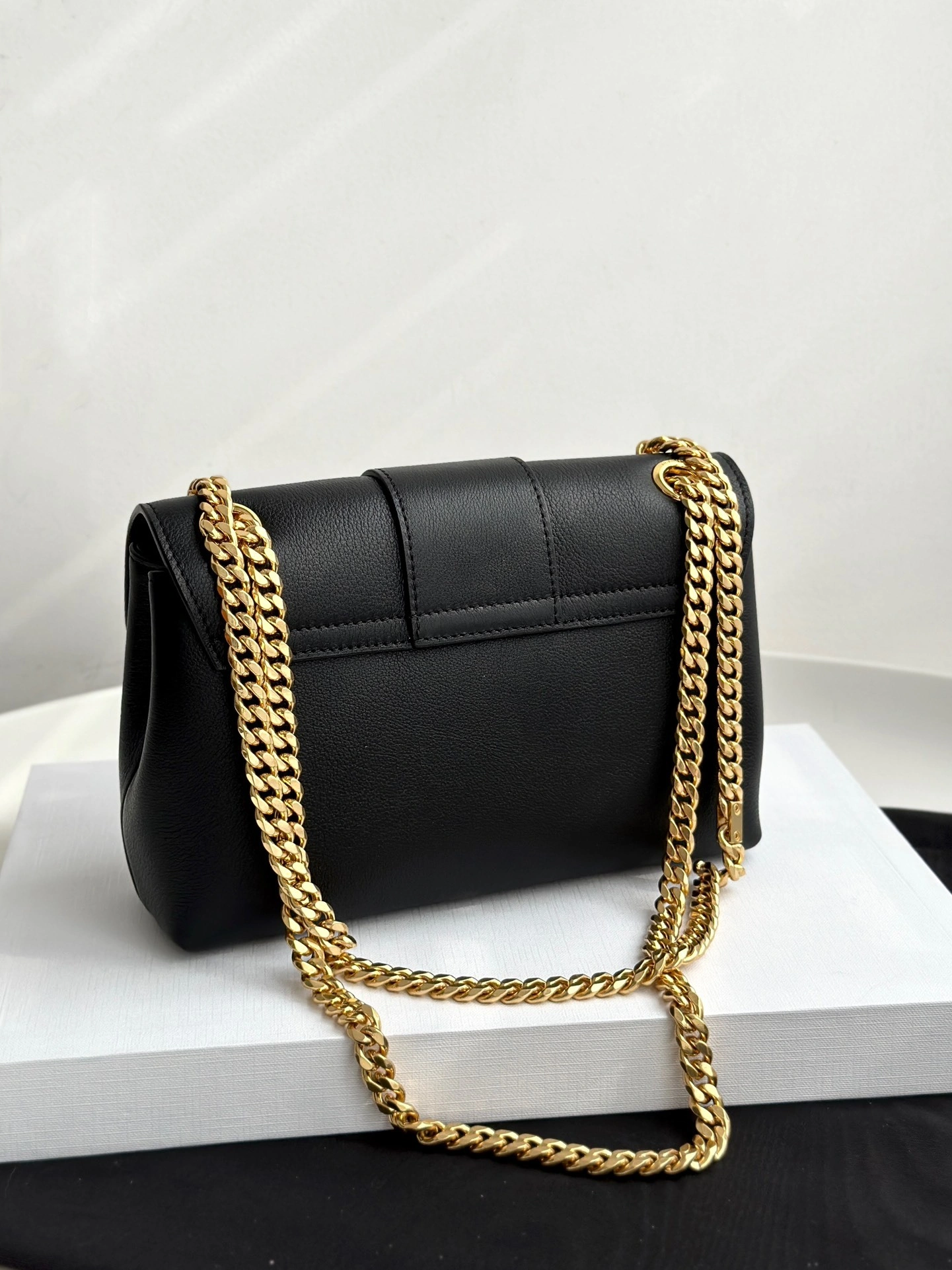 MOMO-- 358i95 116593FDU-38NO high quality version item:E-B805H1501