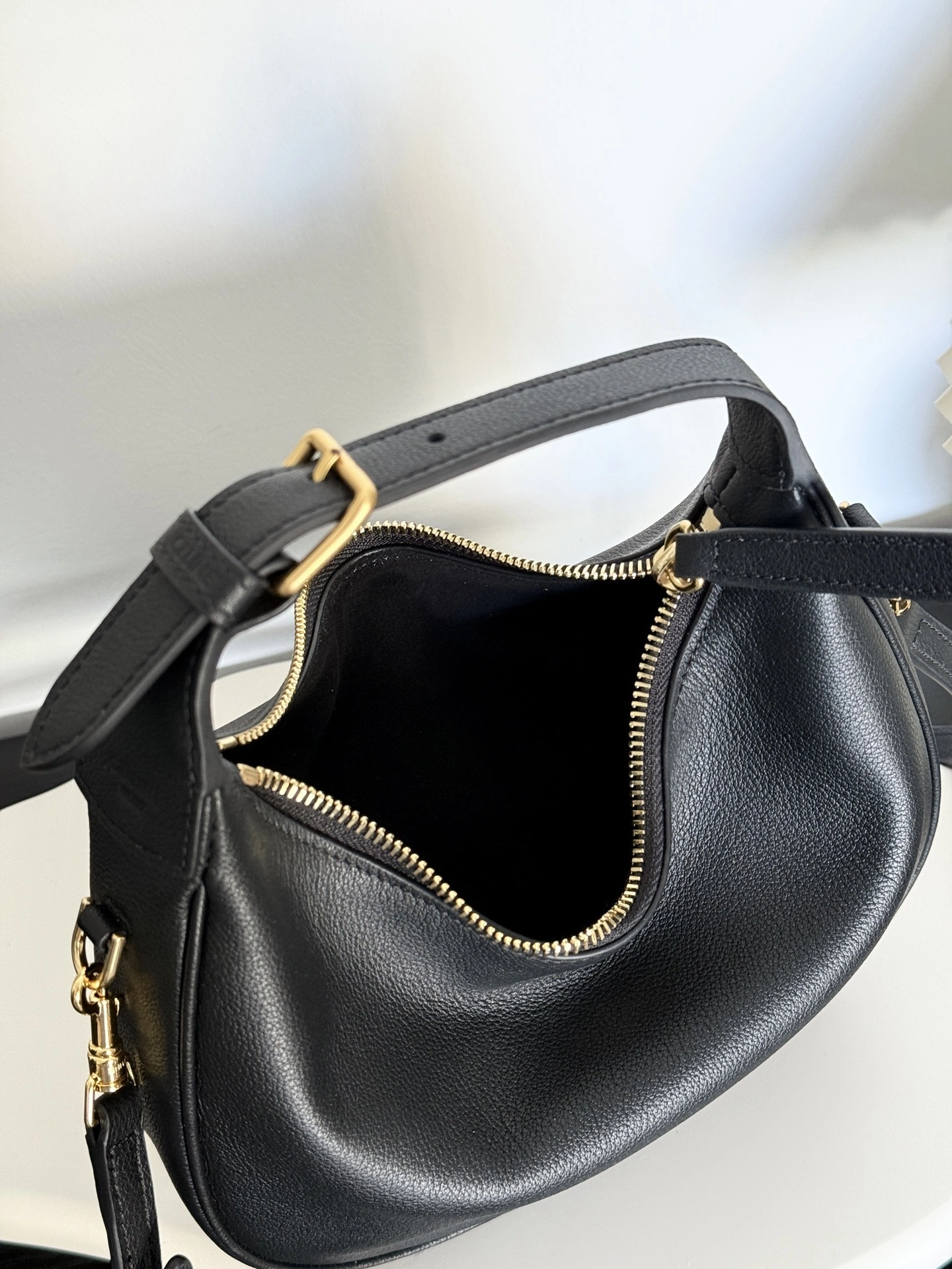 MOMO-- 358i95 120723DPJ-38NO high quality version Calfskin item:E-B805J2417