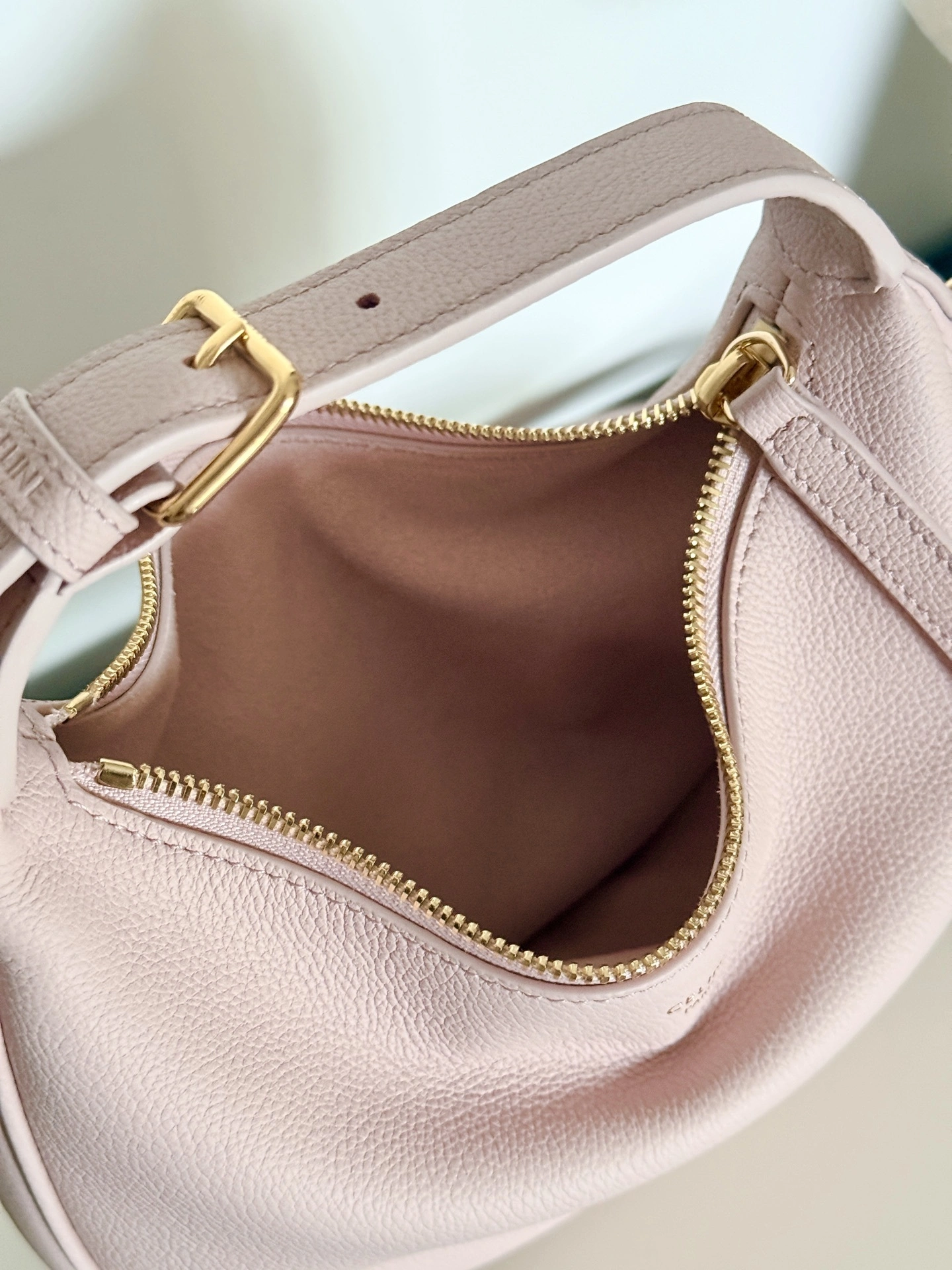 MOMO-- 358i95 120723ENY-25BD high quality version Calfskin item:E-B805J2418