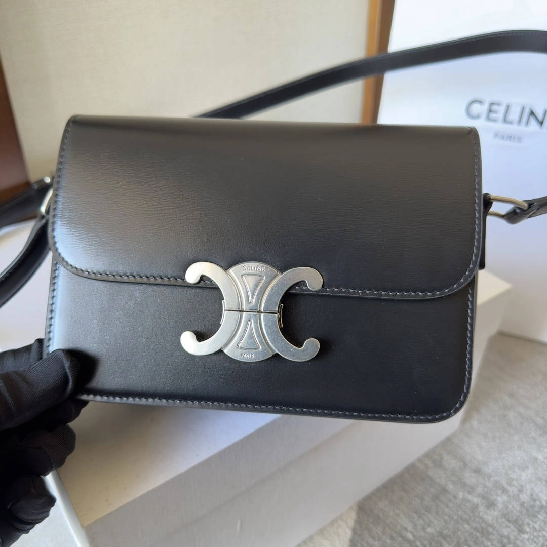 MOMO-- 358i95 188423BF4-38SI high quality version cowhide item:E-B177H2518